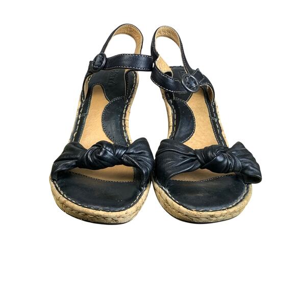 Born Black Leather Wedge Sandals Size 10 Comfy Casual Leather Shoes - Picture 3 of 11
